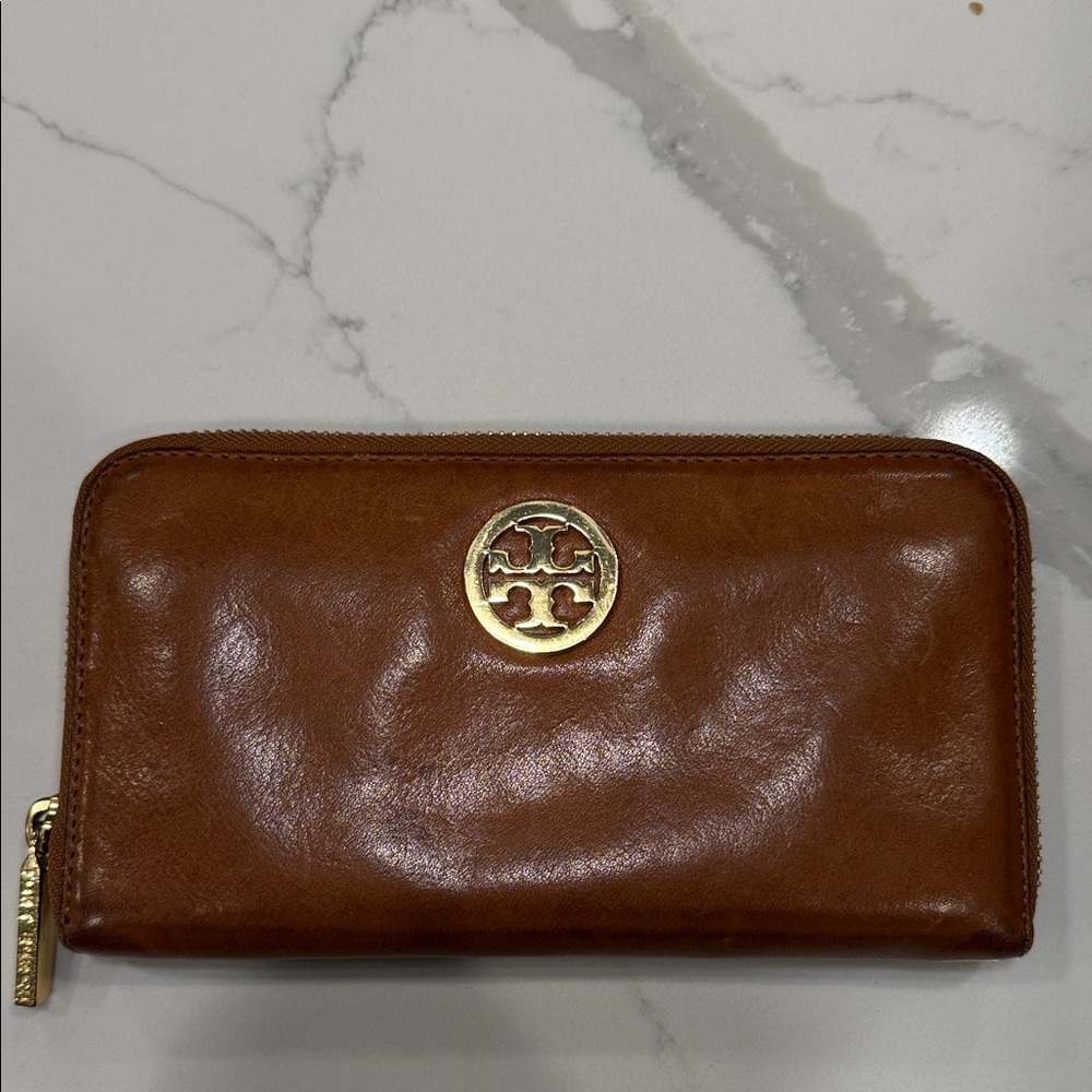 Tory Burch Brown Leather Wallet with Gold Logo